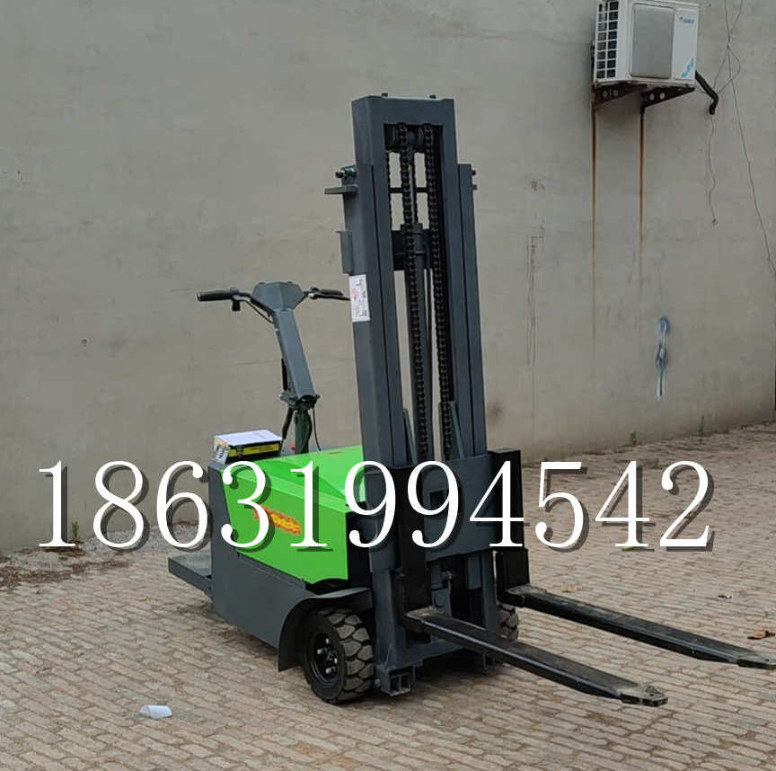 化州市优程全电动叉车插腿式堆高车液压装卸车1.5吨升高小型站驾式铲车